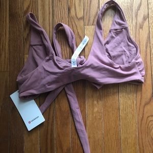 Lululemon still your mind bra 10
